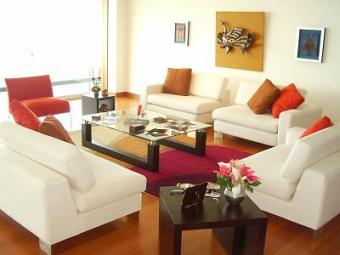 CMI International: Modern flat Lima